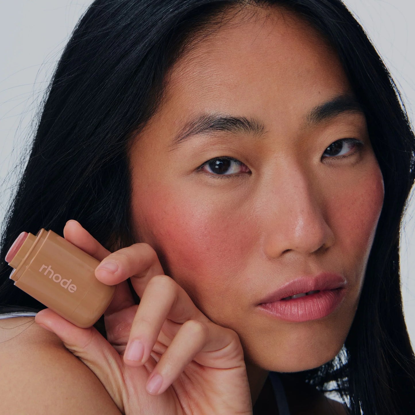 rhode pocket blush freckle - neutral peach