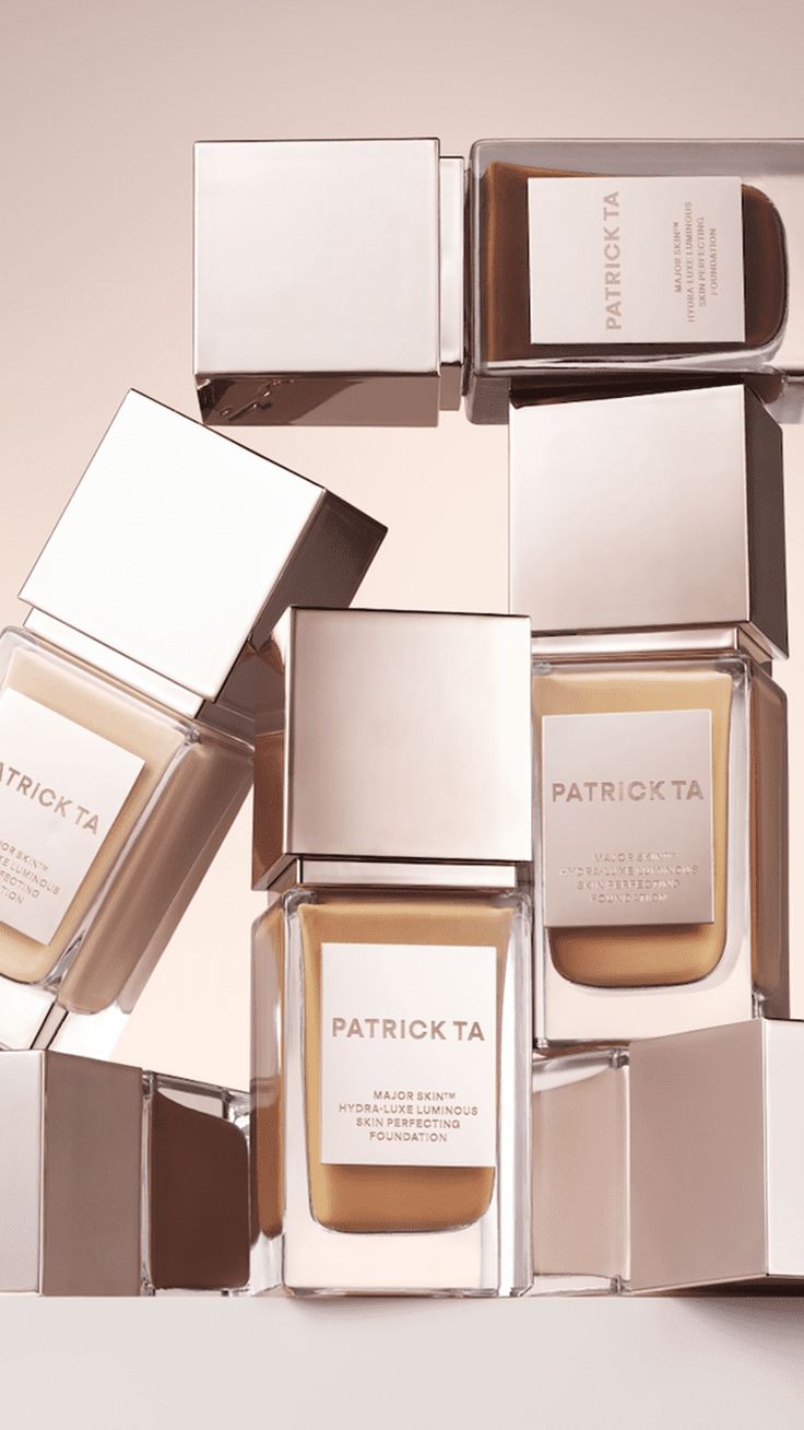Patrick Ta: Major Skin Hydra-Luxe Luminous Skin Perfecting Foundation