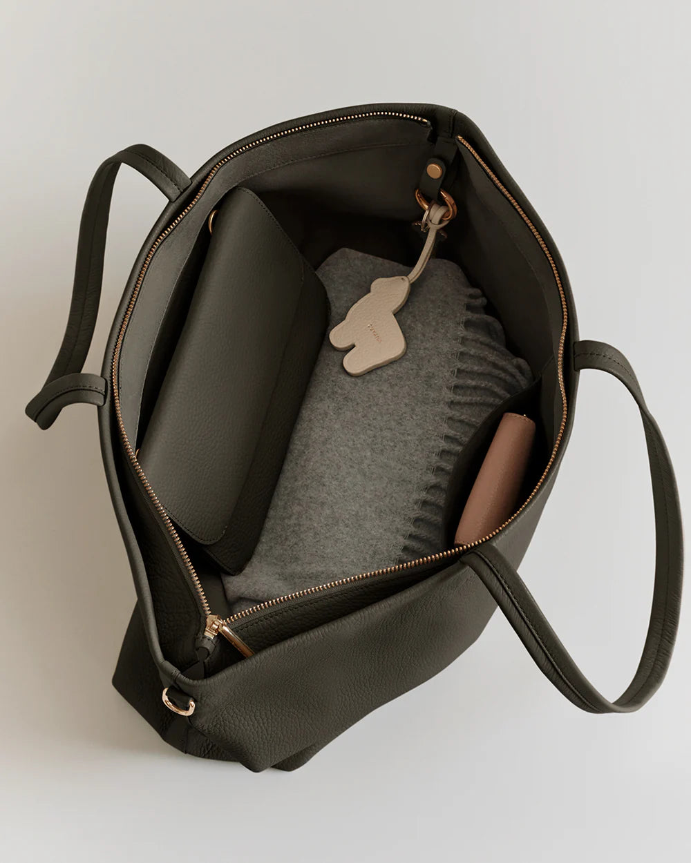 Cuyana Classic Easy Zipper Tote